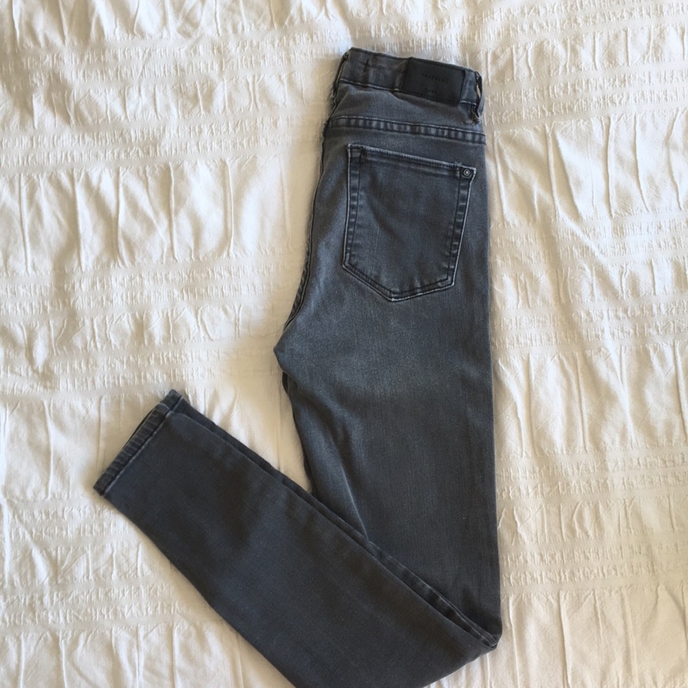Grey skinny jeans